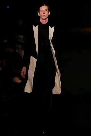 Look 18